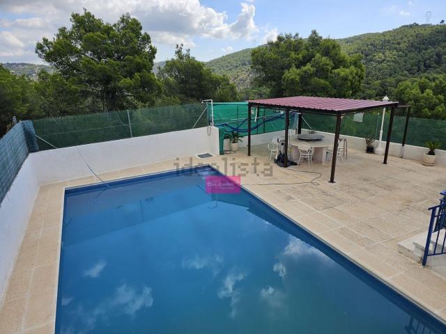Chalet, Canyelles