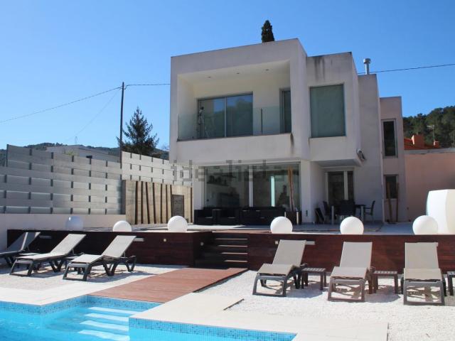 Chalet, Canyelles