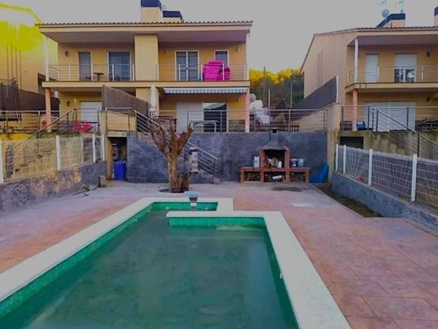 Chalet, Canyelles