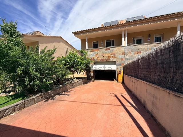 Chalet, Canyelles