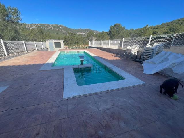 Chalet, Canyelles