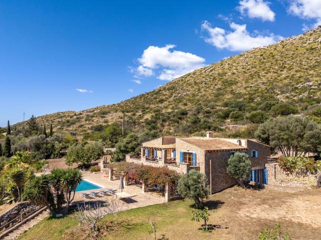 Chalet, Capdepera
