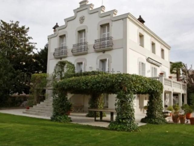 Chalet, Capellades