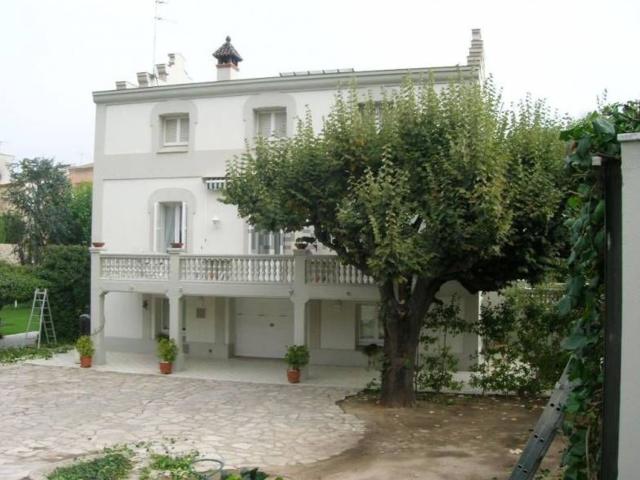 Chalet, Capellades