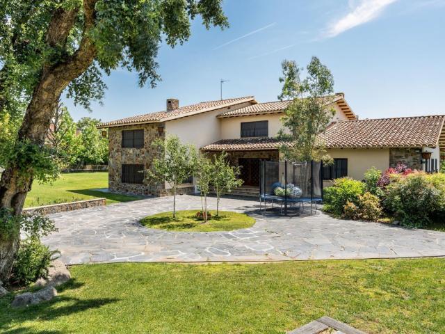 Chalet, Cardedeu