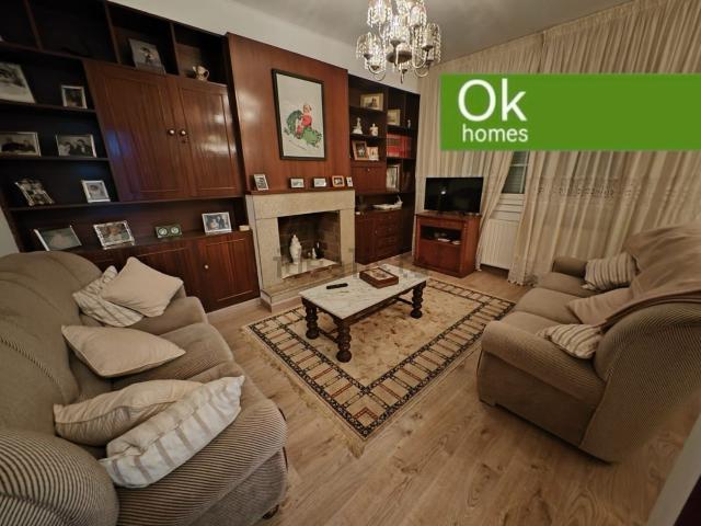 Chalet, Carral