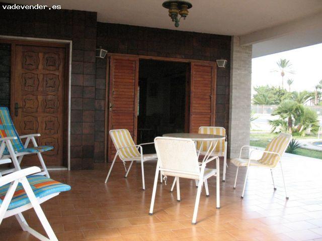 Chalet carretera Santa Pola y Elche Alicante España