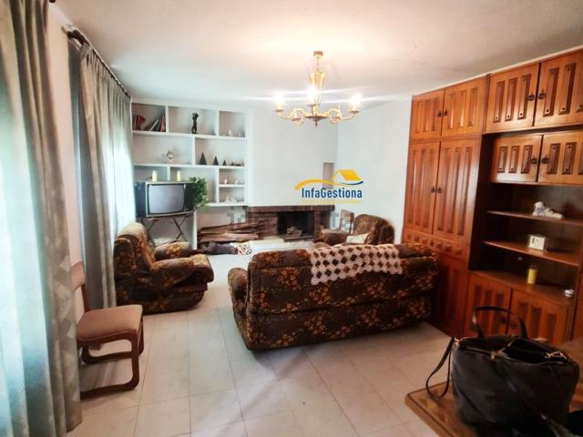 Chalet, Carrizosa