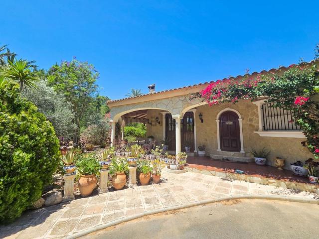 Chalet, Elche / Elx