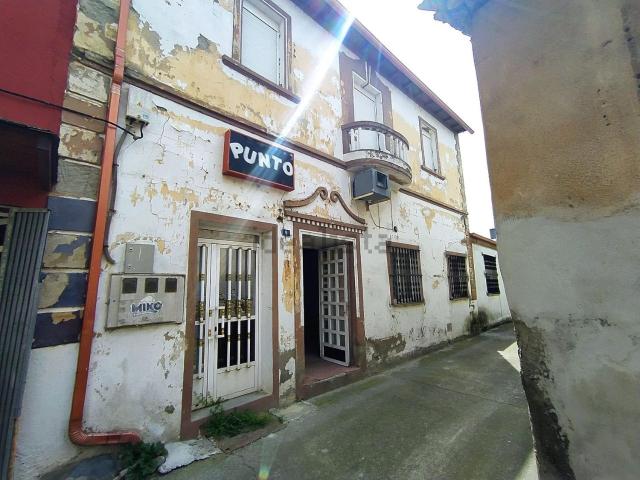 Chalet, Carucedo