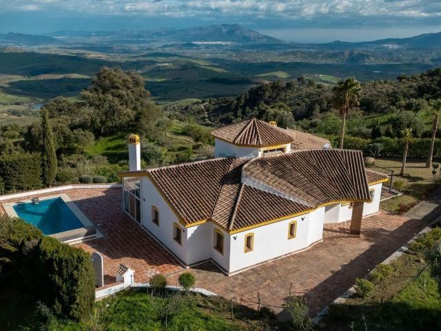 Chalet, Casarabonela