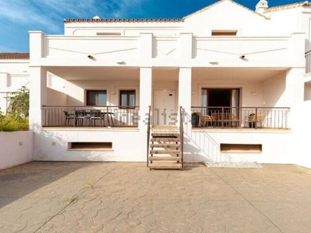 Chalet, Casares