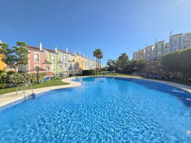Chalet, Casares