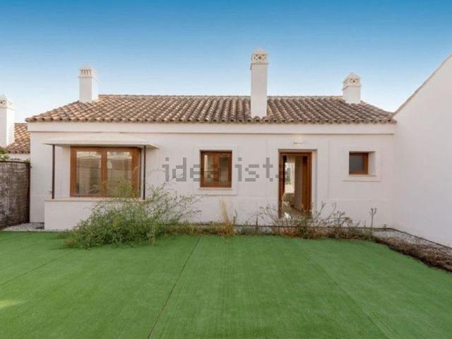 Chalet, Casares