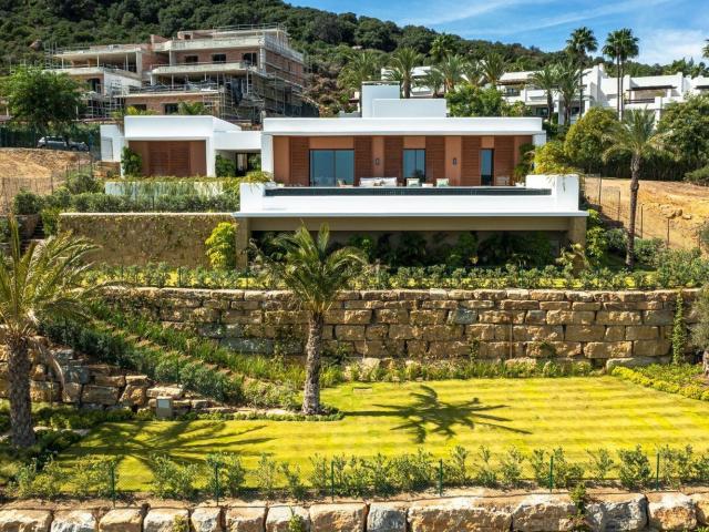 Chalet, Casares
