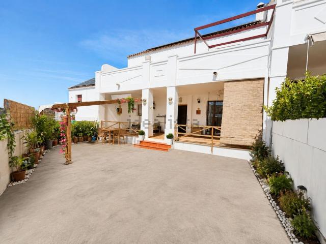 Chalet, Casares