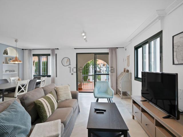 Chalet, Casares