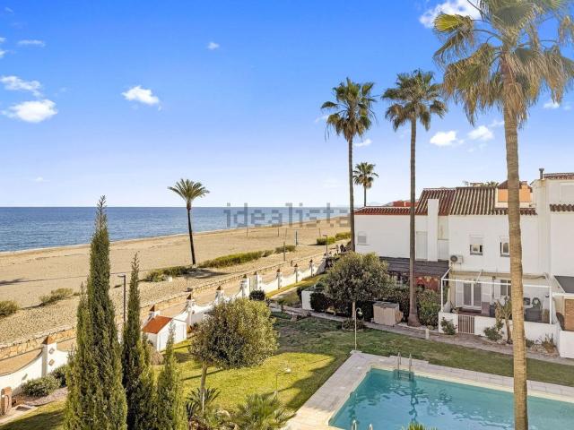 Chalet, Casares