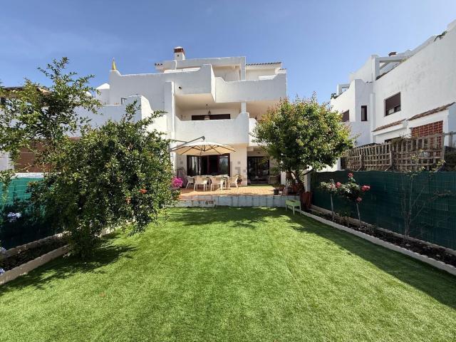 Chalet, Casares