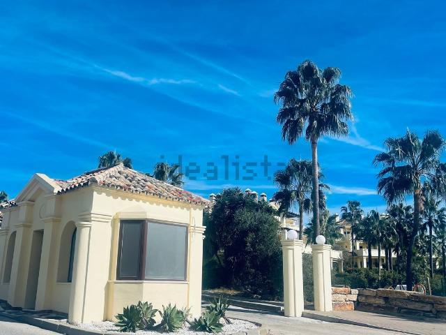 Chalet, Casares