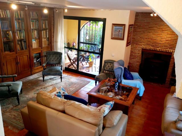 Chalet, Casares