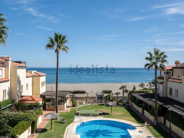 Chalet, Casares