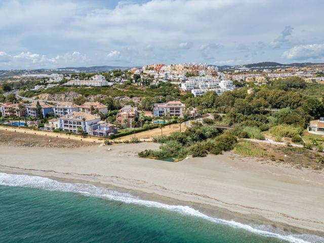 Chalet, Casares