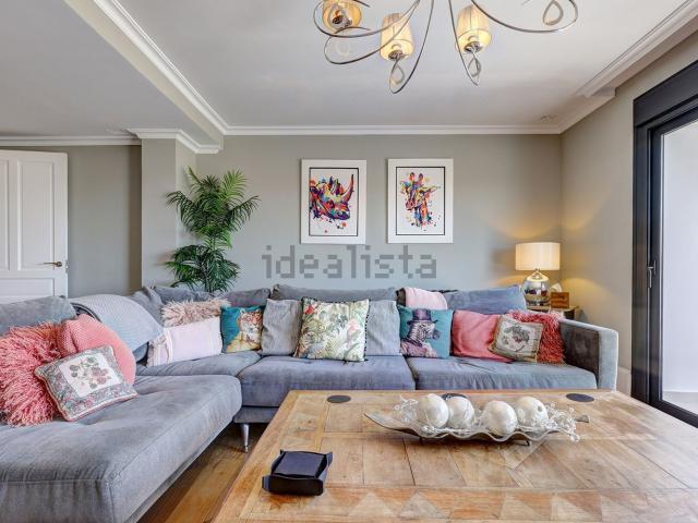 Chalet, Casares