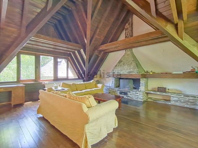 Chalet, Casarilh