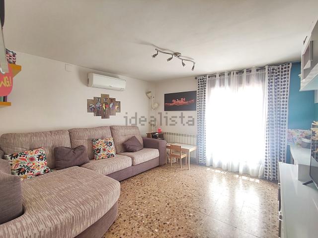 Chalet, Caspe