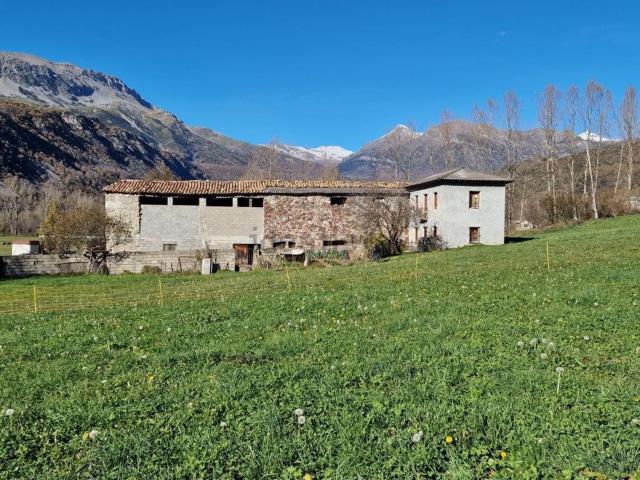 Chalet, Castejon de Sos