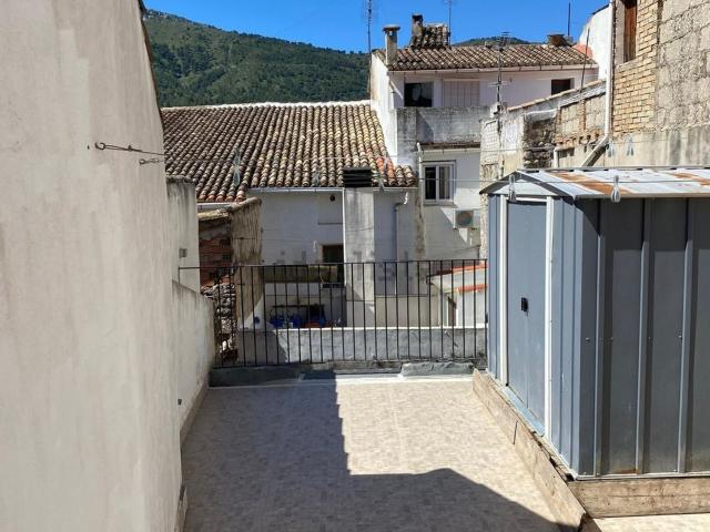 Chalet, Castell de Castells