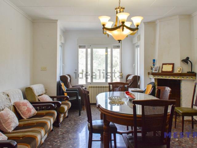 Chalet, Castell de Castells