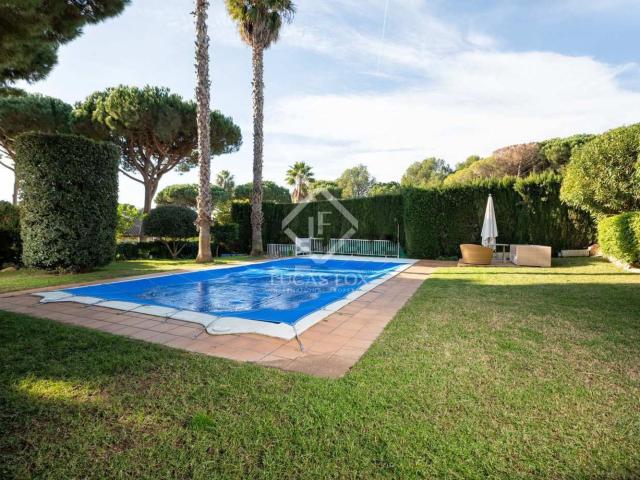 Chalet, Castell Platja d&apos Aro