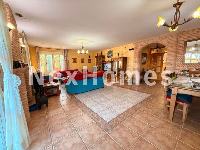 Chalet, Castellar de Santiago