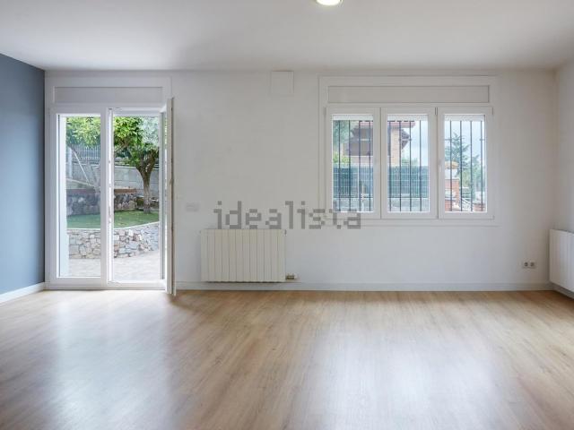 Chalet, Castellbisbal