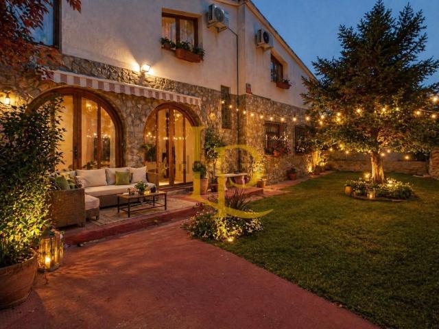 Chalet, Castellbisbal
