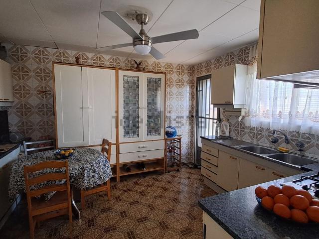 Chalet, Castellbisbal