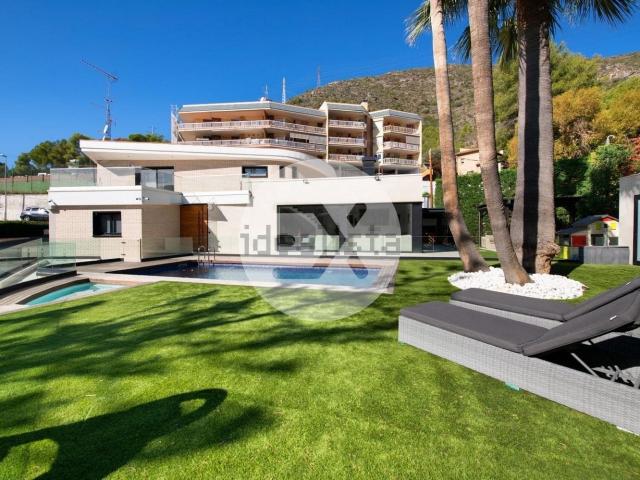 Chalet, Castelldefels