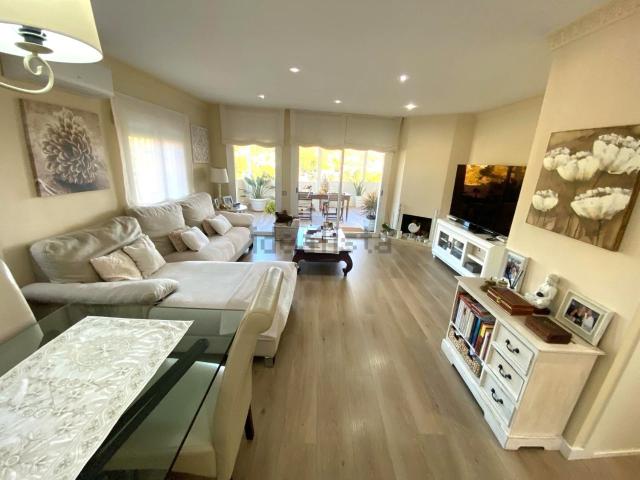Chalet, Castelldefels