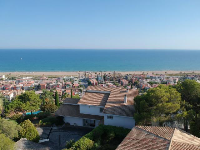 Chalet, Castelldefels