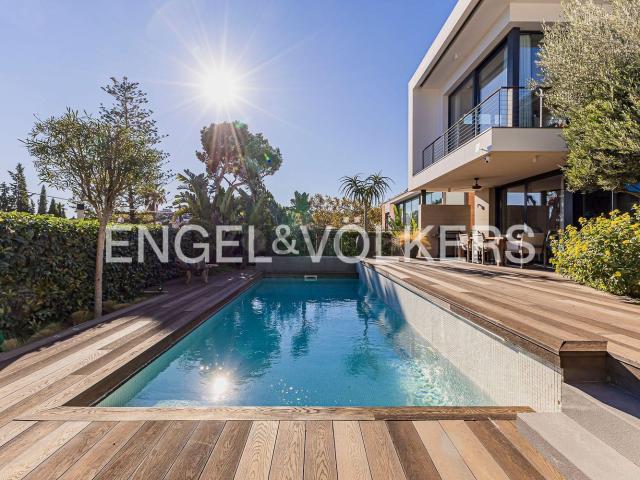 Chalet, Castelldefels