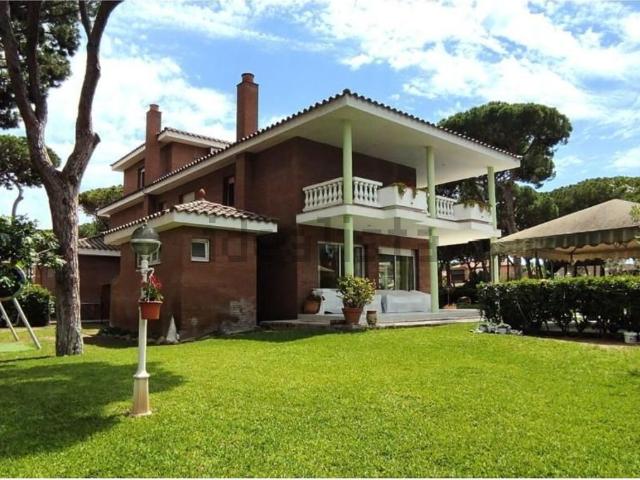 Chalet, Castelldefels