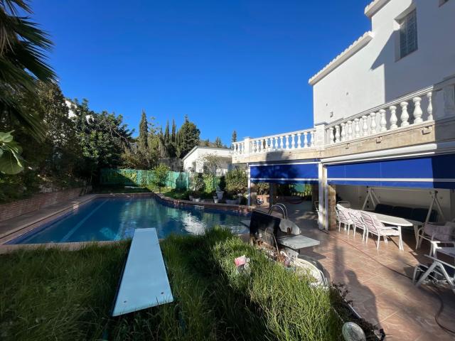 Chalet, Castelldefels