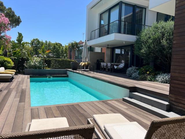 Chalet, Castelldefels
