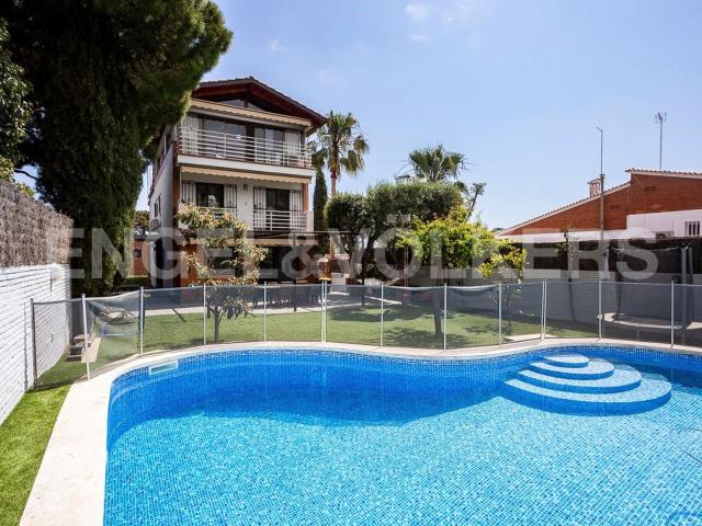 Chalet, Castelldefels