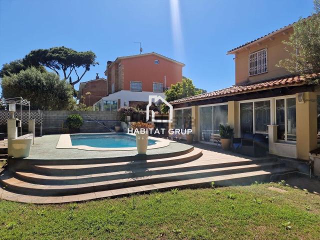 Chalet, Castelldefels