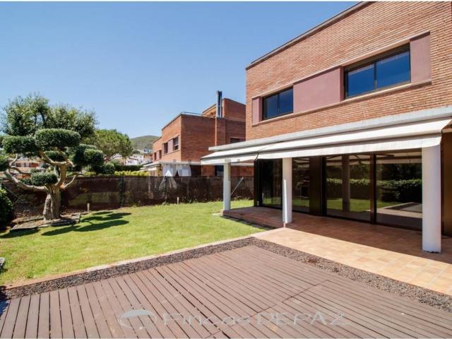 Chalet, Castelldefels