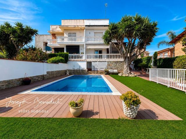 Chalet, Castelldefels