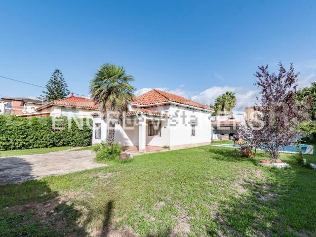 Chalet, Castelldefels
